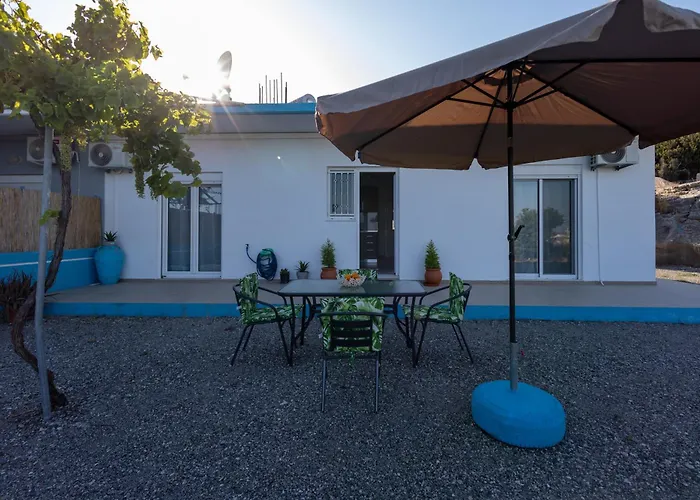 Stefanos House Stegna *